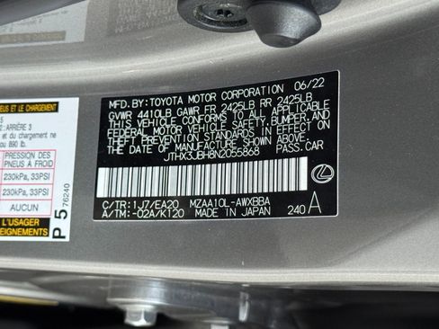 Used 2022 Lexus UX 200 image 44