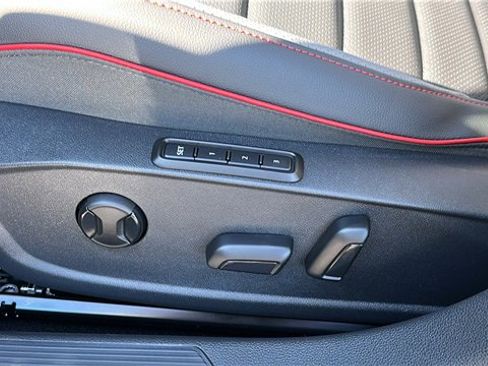 Used 2024 Volkswagen GTI SE image 11