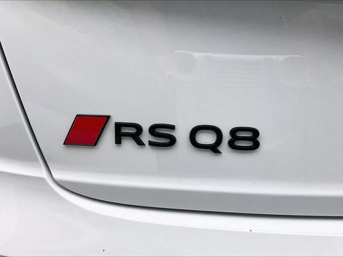 Used 2026 Audi RS Q8 performance AWD/4WD image 32