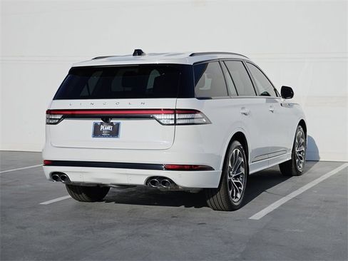 New 2026 Lincoln Aviator Premiere w/ Jet Appearance Package image 7