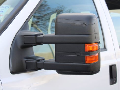 Used 2016 Ford F250 XL w/ Power Equipment Group image 9