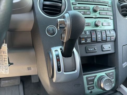 Used 2009 Honda Pilot Touring image 16