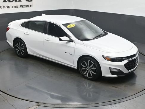 Used 2023 Chevrolet Malibu RS image 46