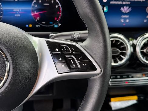 Certified 2026 Mercedes-Benz GLB 250 image 25