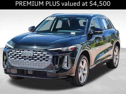 Certified 2025 Audi Q5 Premium w/ Premium Plus AWD/4WD image 3