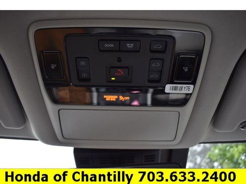 Used 2025 Toyota Grand Highlander AWD image 19