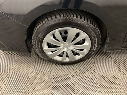 Used 2018 Subaru Impreza 2.0i image 8