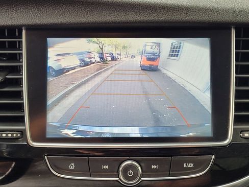 Used 2018 Buick Encore Preferred FWD image 12