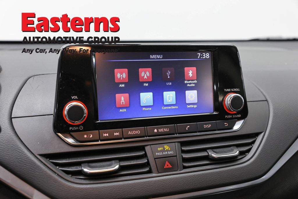 Used 2022 Nissan Altima 2.5 S FWD image 18