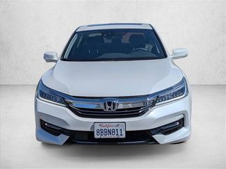 Used 2017 Honda Accord Touring video 2