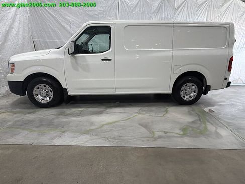 Used 2021 Nissan NV 3500 SV RWD image 13