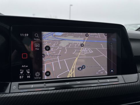 Used 2022 Volkswagen Golf R 2.0T 4Motion w/ Panoramic Moon image 14