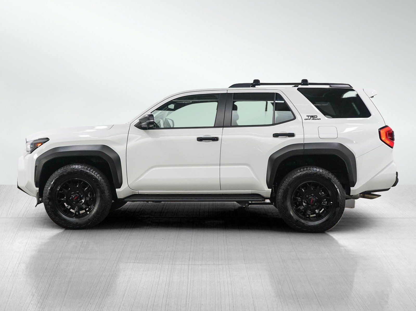 Used 2025 Toyota 4Runner TRD Off-Road Premium w/ Tow Technology Package AWD/4WD image 2