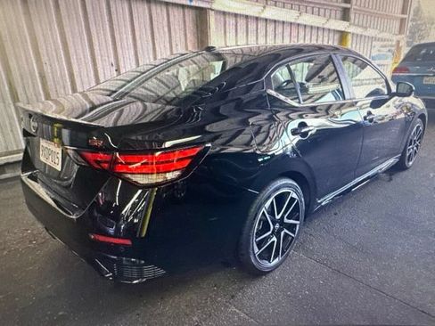Certified 2025 Nissan Sentra SR w/ SR Premium Package FWD image 22