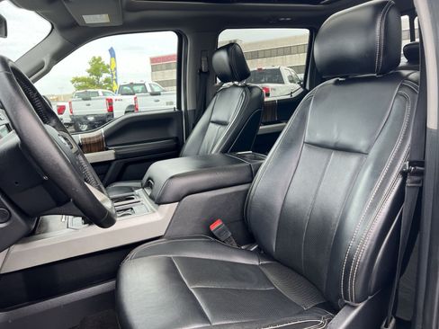 Used 2019 Ford F150 Lariat w/ Equipment Group 502A Luxury AWD/4WD image 13