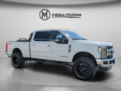 Used 2019 Ford F350 XLT w/ XLT Premium Package AWD/4WD image 10