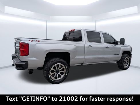 Used 2017 Chevrolet Silverado 1500 LTZ image 3