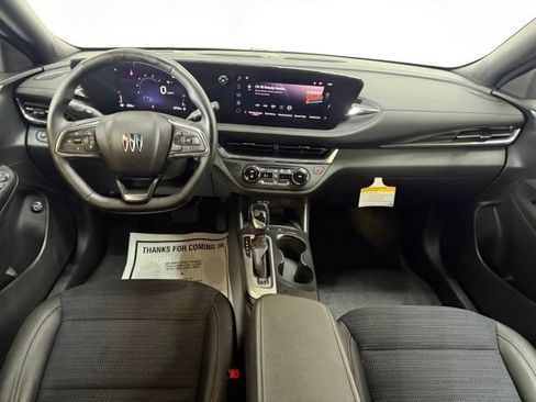 Used 2025 Buick Envista Preferred w/ Convenience I Package FWD image 33