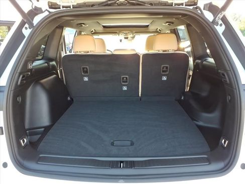 New 2025 Jeep Grand Cherokee Limited image 13