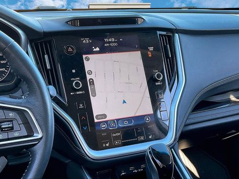 Used 2020 Subaru Outback Limited image 6