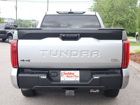Used 2023 Toyota Tundra SR AWD/4WD image 8