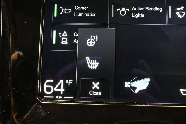 Used 2018 Volvo V90 T5 Cross Country w/ Plus Package AWD/4WD image 22