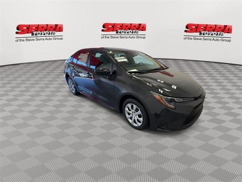 Certified 2024 Toyota Corolla LE image 3