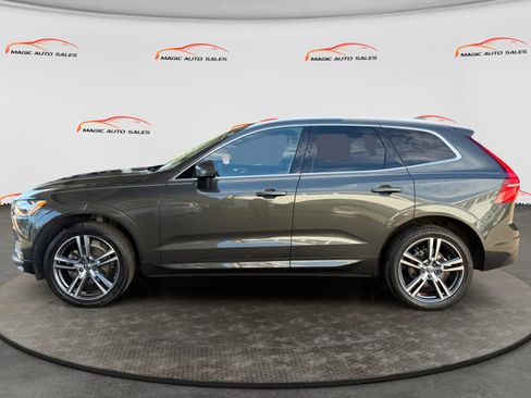 Used 2021 Volvo XC60 T5 Momentum w/ Protection Package AWD/4WD image 7