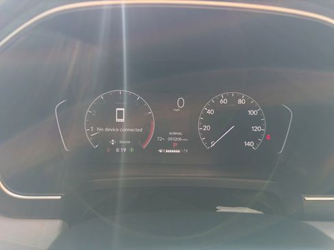 Used 2023 Honda Pilot Touring image 13