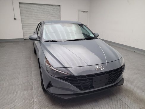 Used 2023 Hyundai Elantra SEL w/ Convenience Package image 14