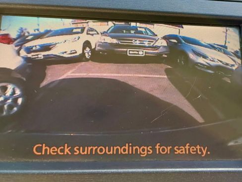 Used 2011 Toyota Prius Four image 19