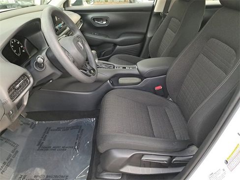 Certified 2023 Honda HR-V LX image 17