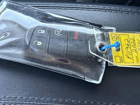 Used 2022 Jeep Compass Latitude image 33