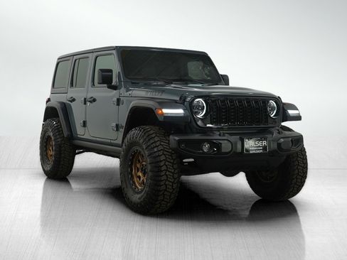 Used 2024 Jeep Wrangler Willys image 7