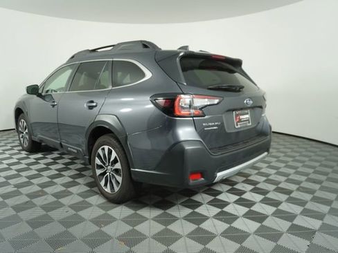 Certified 2025 Subaru Outback Limited image 5