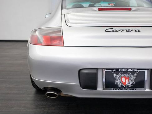 Used 2001 Porsche 911 2dr Carrera Coupe Tiptronic image 33