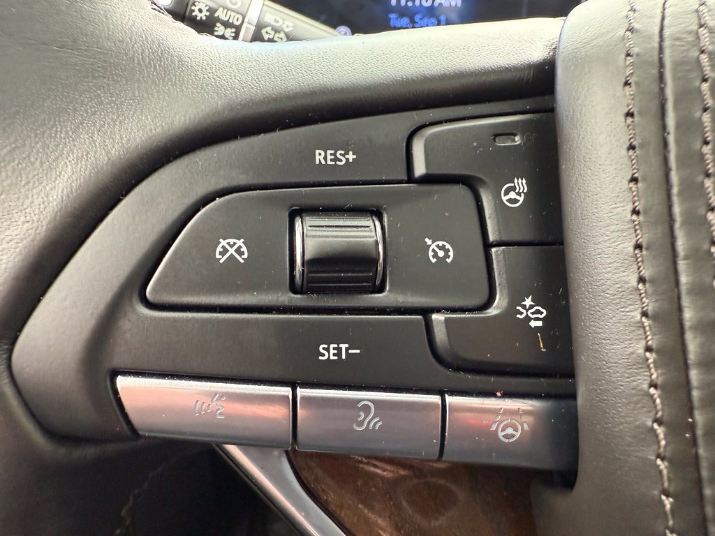 Used 2024 Cadillac Escalade Sport Platinum w/ LPO, ONYX Package AWD/4WD image 35