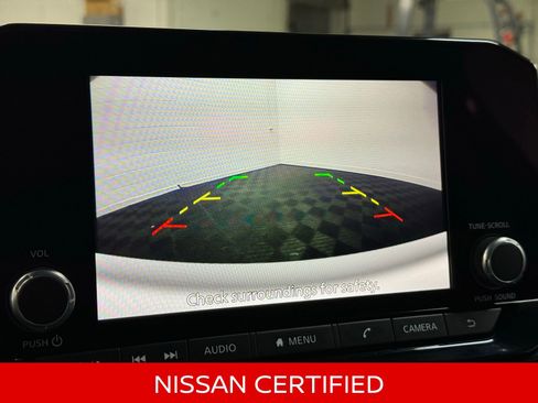 Certified 2025 Nissan Pathfinder SV image 13