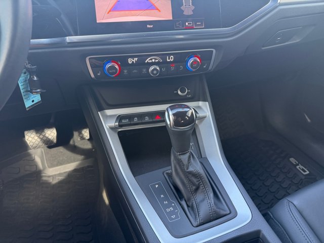 Used 2022 Audi Q3 2.0T Premium AWD/4WD image 12