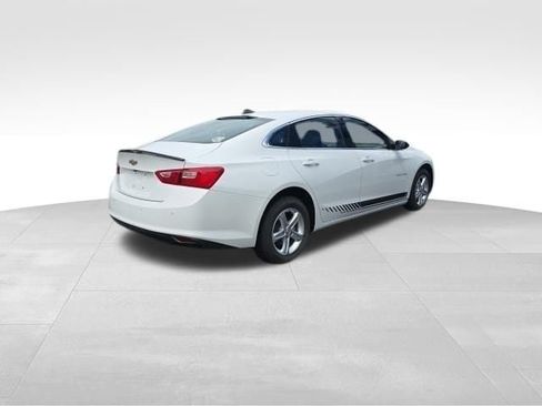 Used 2024 Chevrolet Malibu LS FWD image 5