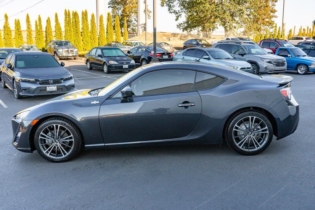 Used 2013 Scion FR-S RWD image 8