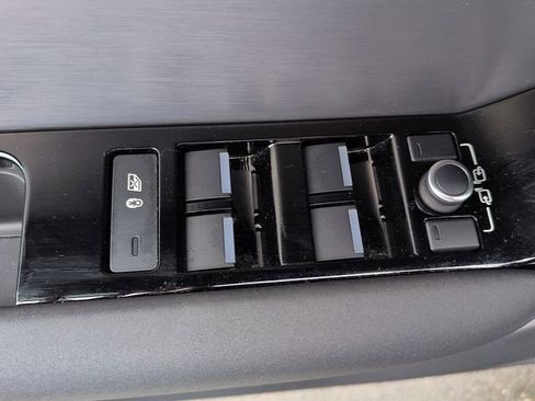 Used 2022 Land Rover Range Rover Velar R-Dynamic S AWD/4WD image 15