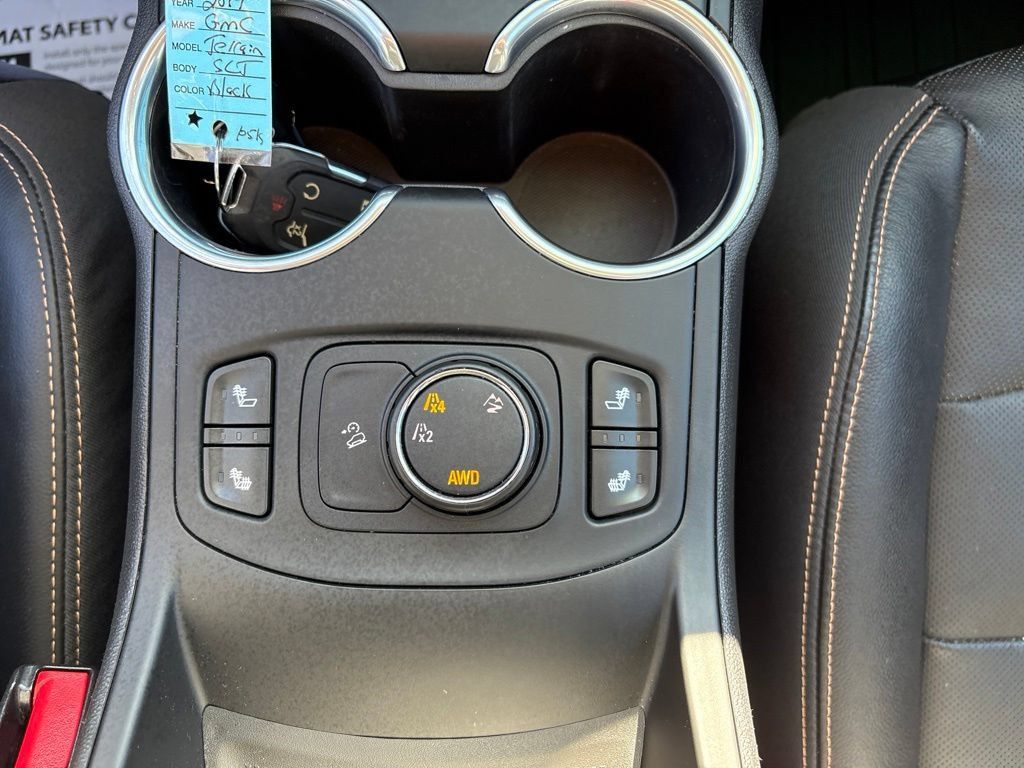 Used 2019 GMC Terrain SLT w/ Preferred Package AWD/4WD image 27