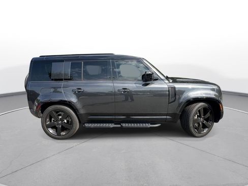 Used 2025 Land Rover Defender 110 X-Dynamic SE AWD/4WD image 5