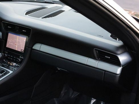 Used 2017 Porsche 911 Carrera image 44