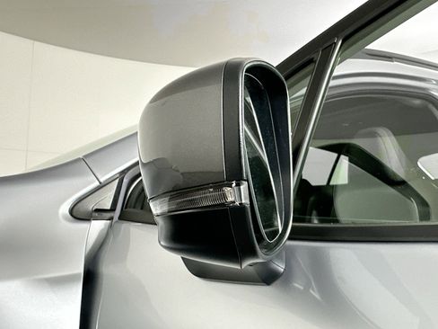 Used 2024 Subaru Crosstrek 2.0i Premium image 16