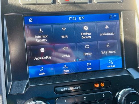 Used 2020 Ford F250 XL w/ STX Appearance Package image 27