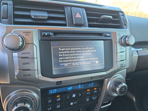 Used 2014 Toyota 4Runner Limited image 20