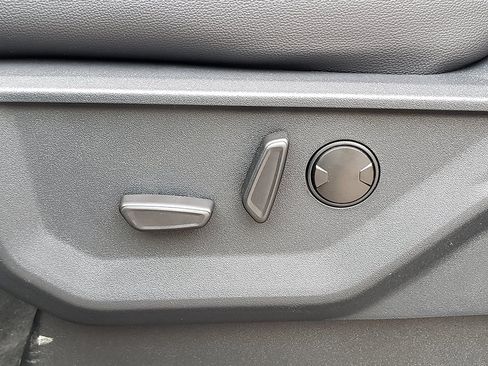 New 2025 Ford F250 Lariat w/ Lariat Ultimate Package image 21