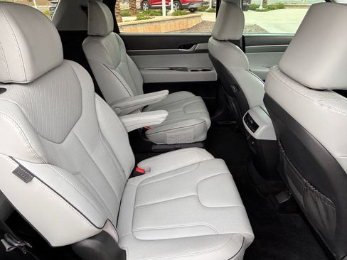 Used 2023 Hyundai Palisade SEL w/ Cargo Package FWD image 29